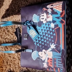 Dooney bourke 2023 disney wine and food
